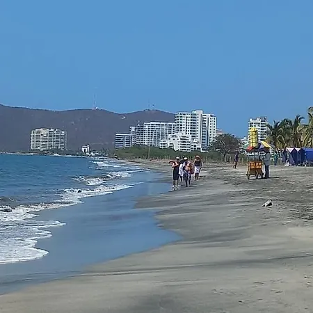 Apartamento Suite En Bello Horizonte A 2 Min De La Playa Santa Marta  Exterior foto